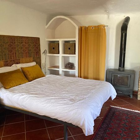 Rustic Apartment In Lanjaron Bagian luar foto