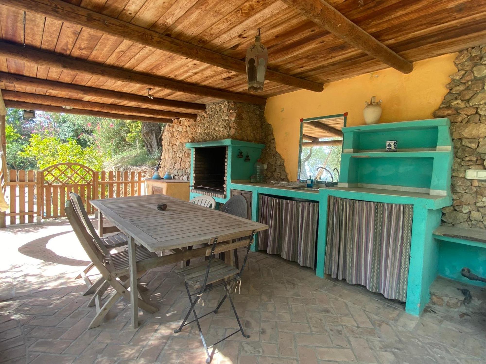 Rustic Apartment In Lanjaron Bagian luar foto