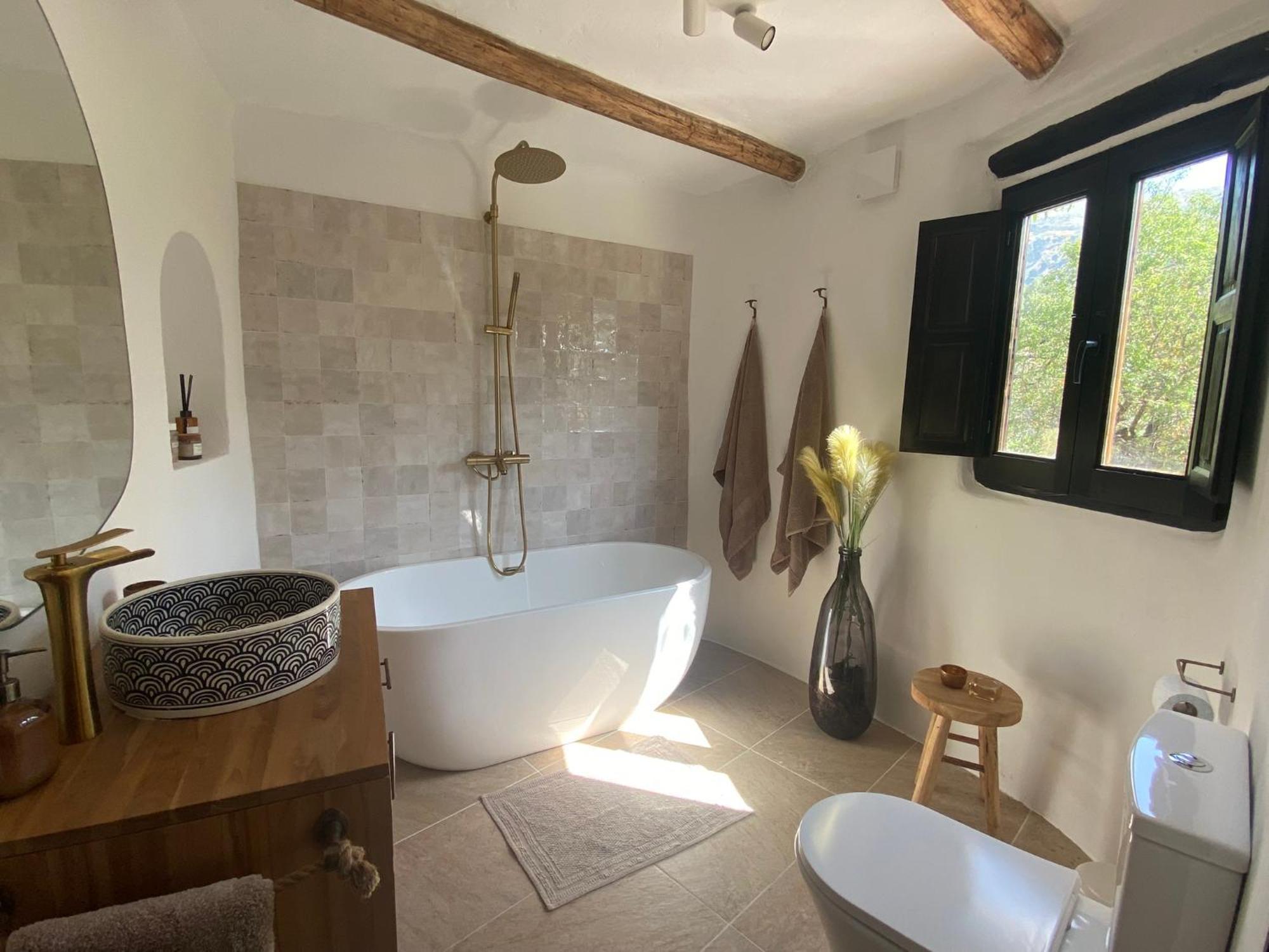 Rustic Apartment In Lanjaron Bagian luar foto